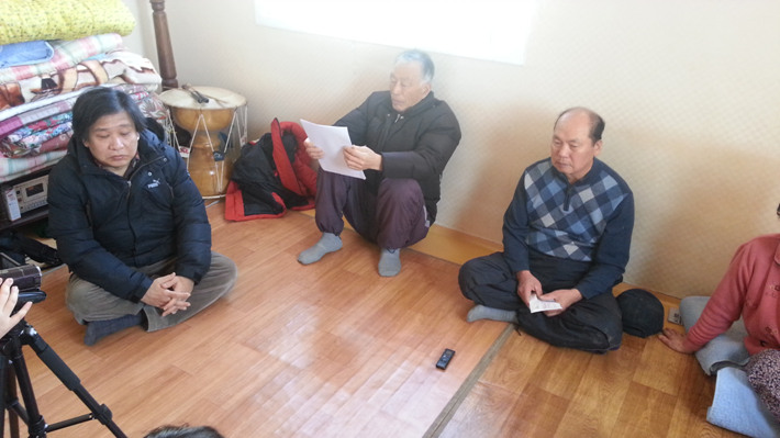 왼쪽부터 이종문 이종복