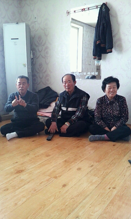 좌측부터 신형근