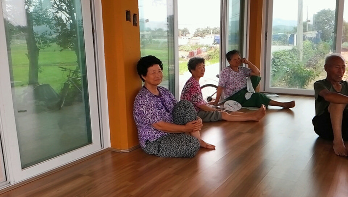 김정순(왼쪽)