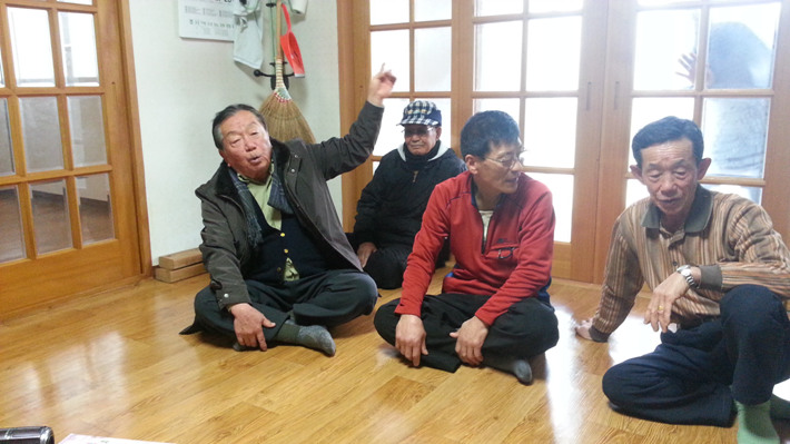 왼쪽부터  1937이남용 윤맹용 안일성