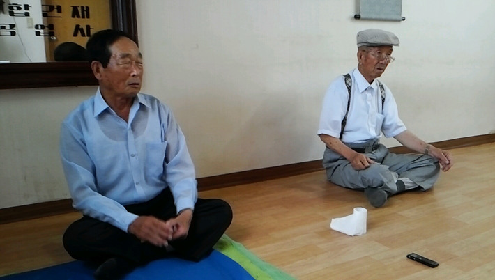 김현윤